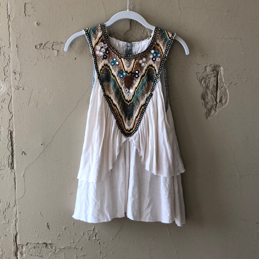 FREE PEOPLE UNIQUE STYLE TOP